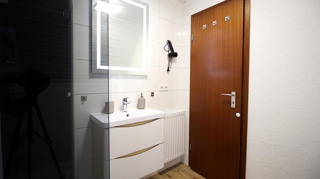 Modern Apartments In Wurzburg, Near University Hospital, Free Parking Ngoại thất bức ảnh